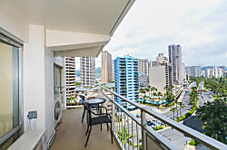 Ilikai Condo 2 Bedroom City View Unit