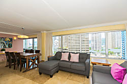 Ilikai Condo 2 Bedroom City View Unit