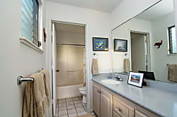 Haleakamanu-Hanalei Bay Villas