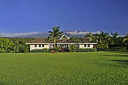 Hale Mauka Makai
