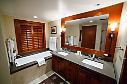 'Hale Akala' Beach Tower 404