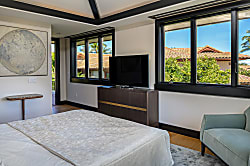 Artevilla Pauoa Beach