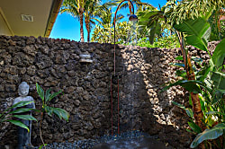 Artevilla Pauoa Beach