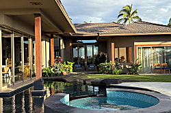 Hualalai Hale