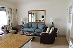 Kiahuna Plantation #17 (building 4)