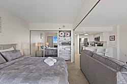 Ilikai Apt Building #1004