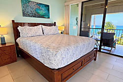 Kona Oceanfront Luxury Condo 