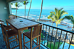 Kona Oceanfront Luxury Condo 