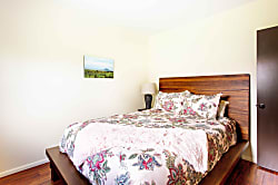 Lio Ka Hale (The Horse House)