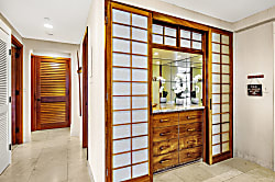 Whaler on Kaanapali Beach 552