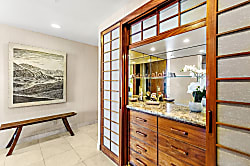 Whaler on Kaanapali Beach 552