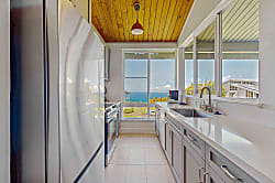 Sunrise Hale at the Cliffs