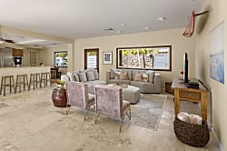 Kahala Breeze Modern Tropical Home