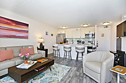 Waikiki Banyan #3601-T1