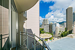 Ilikai Marina 13th Floor