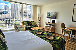 Ilikai Marina 13th Floor