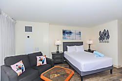 Ilikai Marina Condo 1300