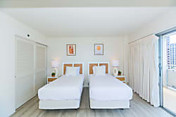 Ilikai Hotel 17th Floor