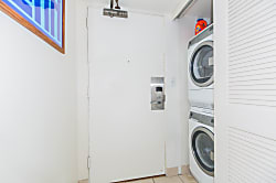 Ilikai Hotel 17th Floor