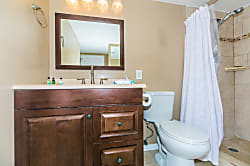 Ilikai Hotel 21st Floor 2 Bd City View