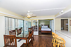 Ilikai Hotel 21st Floor 2 Bd City View