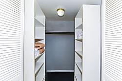 Ilikai Marina 9th Floor Unit