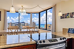 Hawaiian Monarch (PH402)