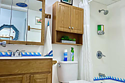 Royal Aloha Apartment