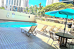 Royal Aloha Apartment