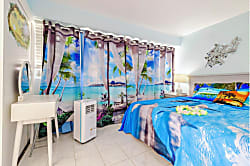 Royal Aloha Apartment