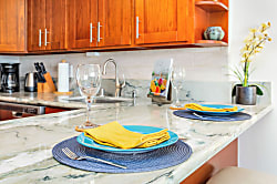 Ilikai Hotel 11th Floor