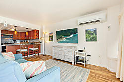 Ilikai Hotel 11th Floor