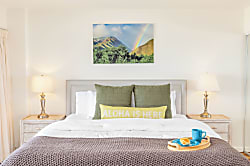 Ilikai Hotel 11th Floor