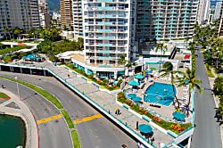 Ilikai Apartment #934