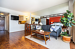 Ilikai Apartment #934