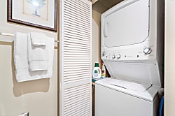 Kona Surf & Racquet Club 6-102