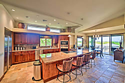 Tropical Paradise Resort Villa