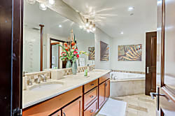 Waipouli Beach Resort D207