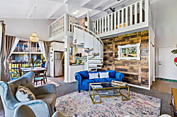 Polnesian Shores 219