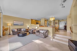 Kaanapali Royal C202