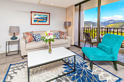 Waikiki Banyan 2411 Tower 2