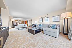 Ala Moana Hotel Condo 33rd Floor Executive Suite