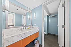 Ala Moana Hotel Condo 33rd Floor Executive Suite