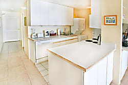 Island Sands Resort 310