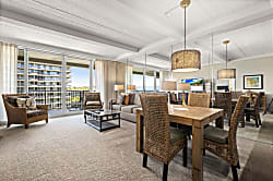 Aston Whaler at Kaanapali 770