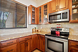 Kona Surf & Racquet Club 1-305