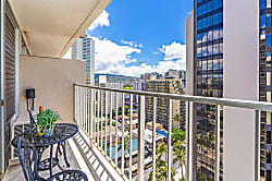 Marine Surf 17th Floor