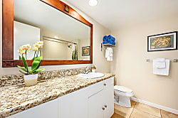 Islander  Studio 137