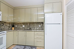 Waiki Park Heights - 20th floor