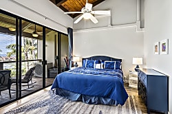 Keauhou Kona Surf & Racquet #9303